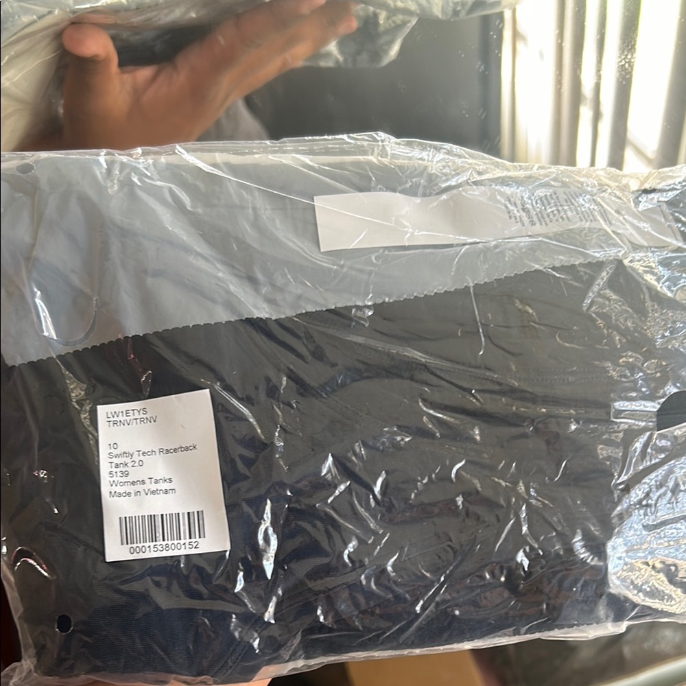 Lululemon - Swiftly Teach Racerback 2.0 - True Navy - Size: 10 **BRAND NEW**